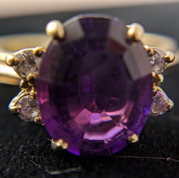 14K Gold Amethyst Solitaire Ring & Diamond Accents - Picture 3 of 8